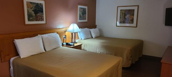 Drift Inn, LLC image 11