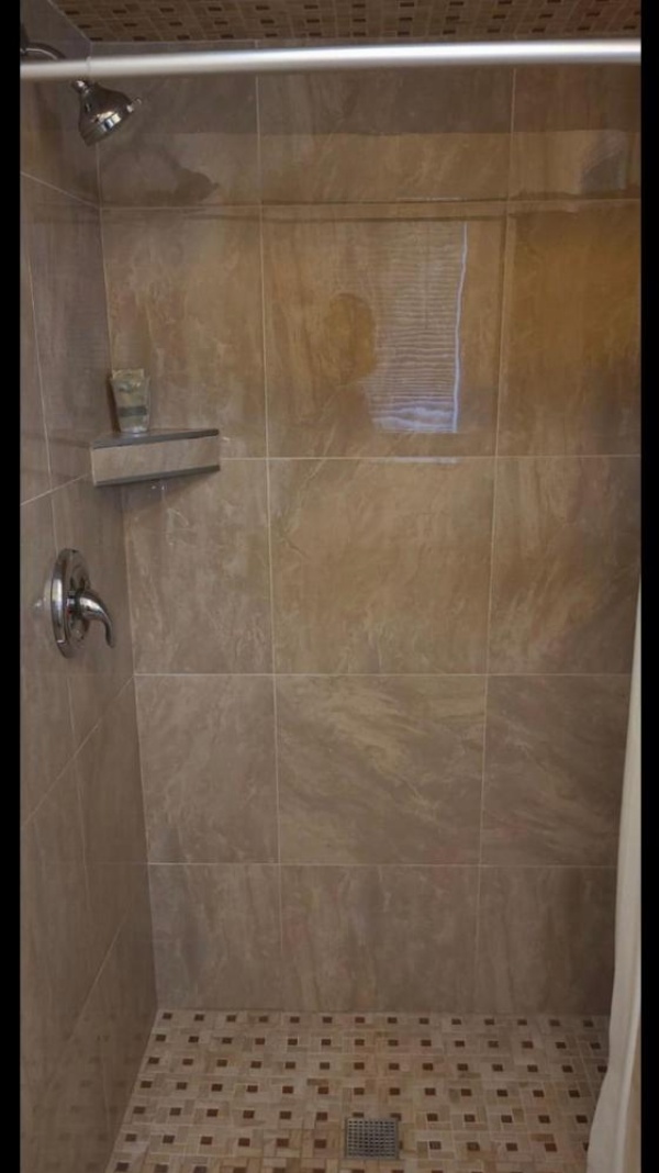 Drift Inn, LLC image 15