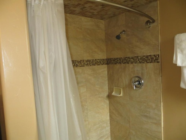 Drift Inn, LLC image 17