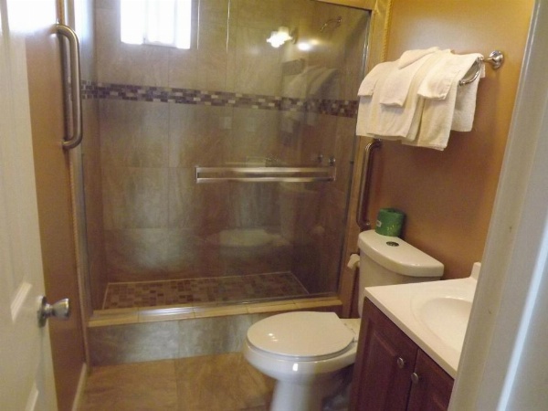 Drift Inn, LLC image 9